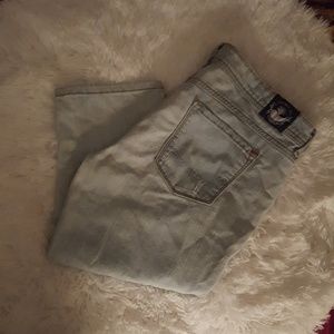 Woman's Capri pants